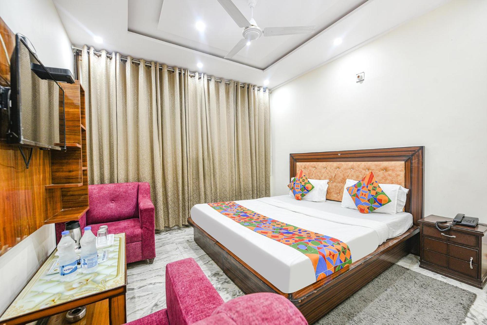 Fabhotel Royal Inn Chandīgarh Exterior foto
